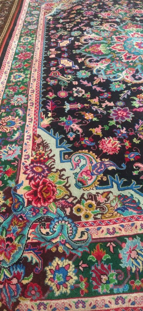 فرش دستبافت 6 متری هریس سالاری گل ابریشم تبریز - خرید فرش شکوری